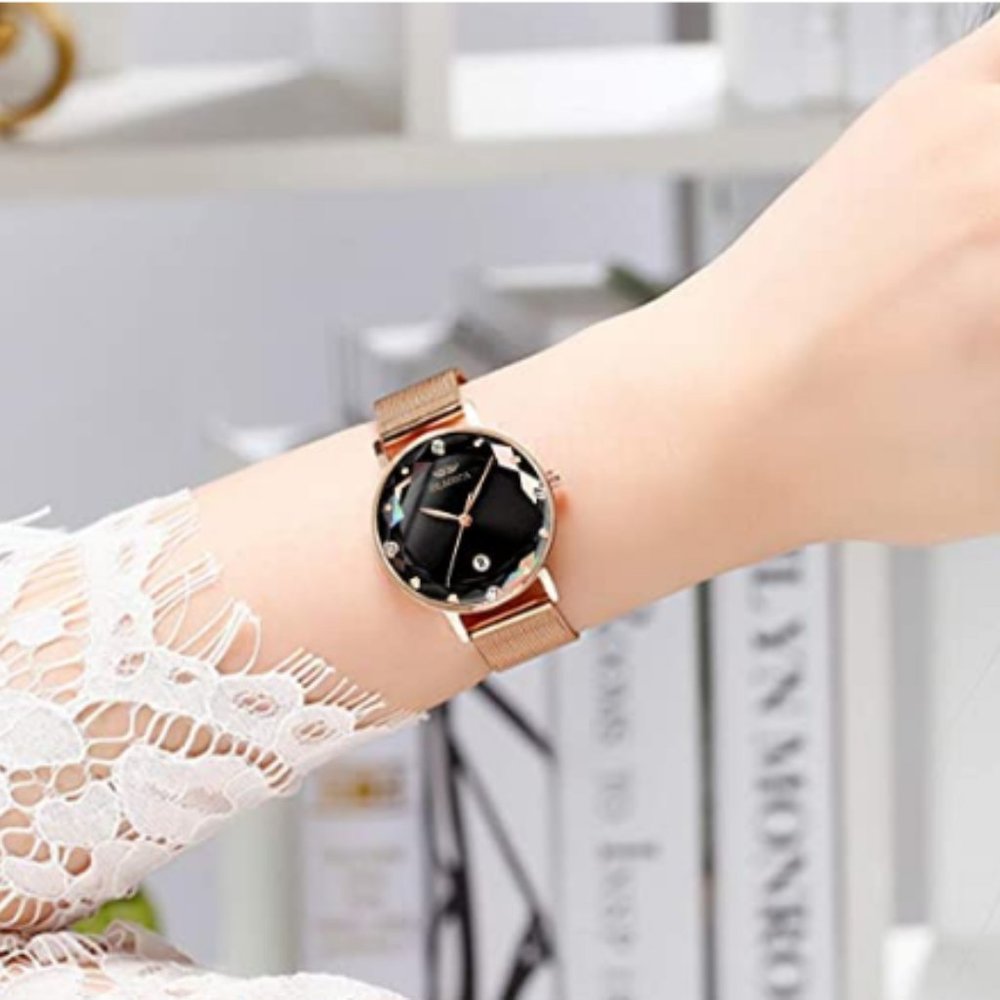 FLAPI Analog Quartz Watch with Milanese Loop
